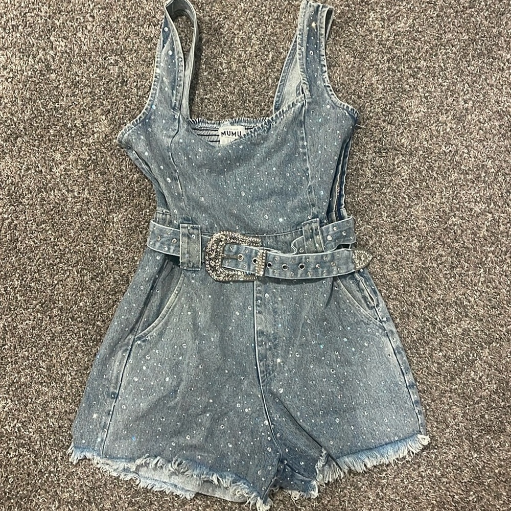 Show me your mumu size large romper. Worn once! No jewels missing!